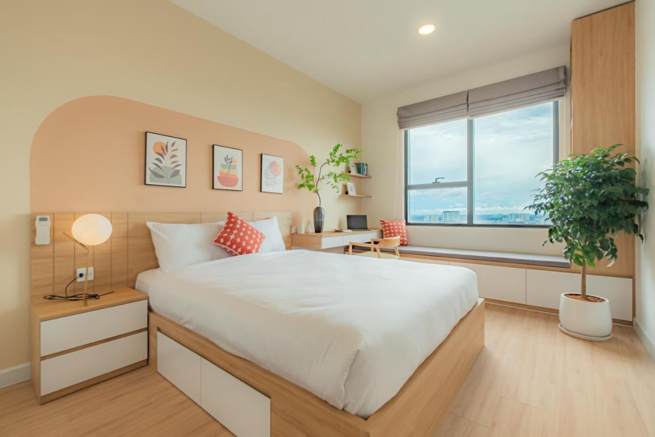 9Trip Stay In Soho Residence - 3 Bedrooms Apartment In District 1, Next To Bui Vien Walking Street - Free Saigon Nightlife Walking Tour Хошимин Экстерьер фото