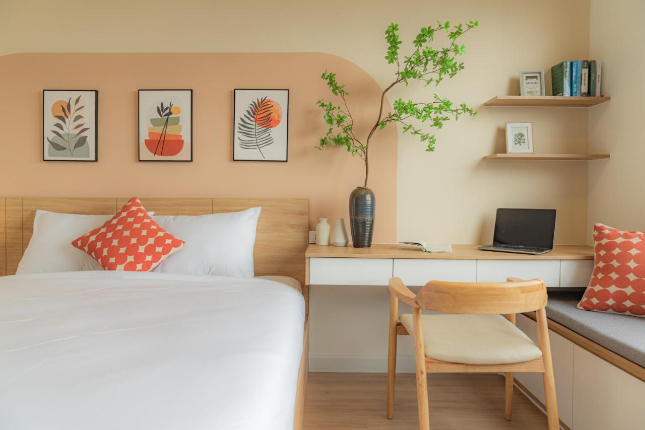 9Trip Stay In Soho Residence - 3 Bedrooms Apartment In District 1, Next To Bui Vien Walking Street - Free Saigon Nightlife Walking Tour Хошимин Экстерьер фото