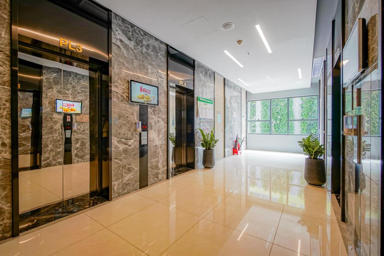 9Trip Stay In Soho Residence - 3 Bedrooms Apartment In District 1, Next To Bui Vien Walking Street - Free Saigon Nightlife Walking Tour Хошимин Экстерьер фото
